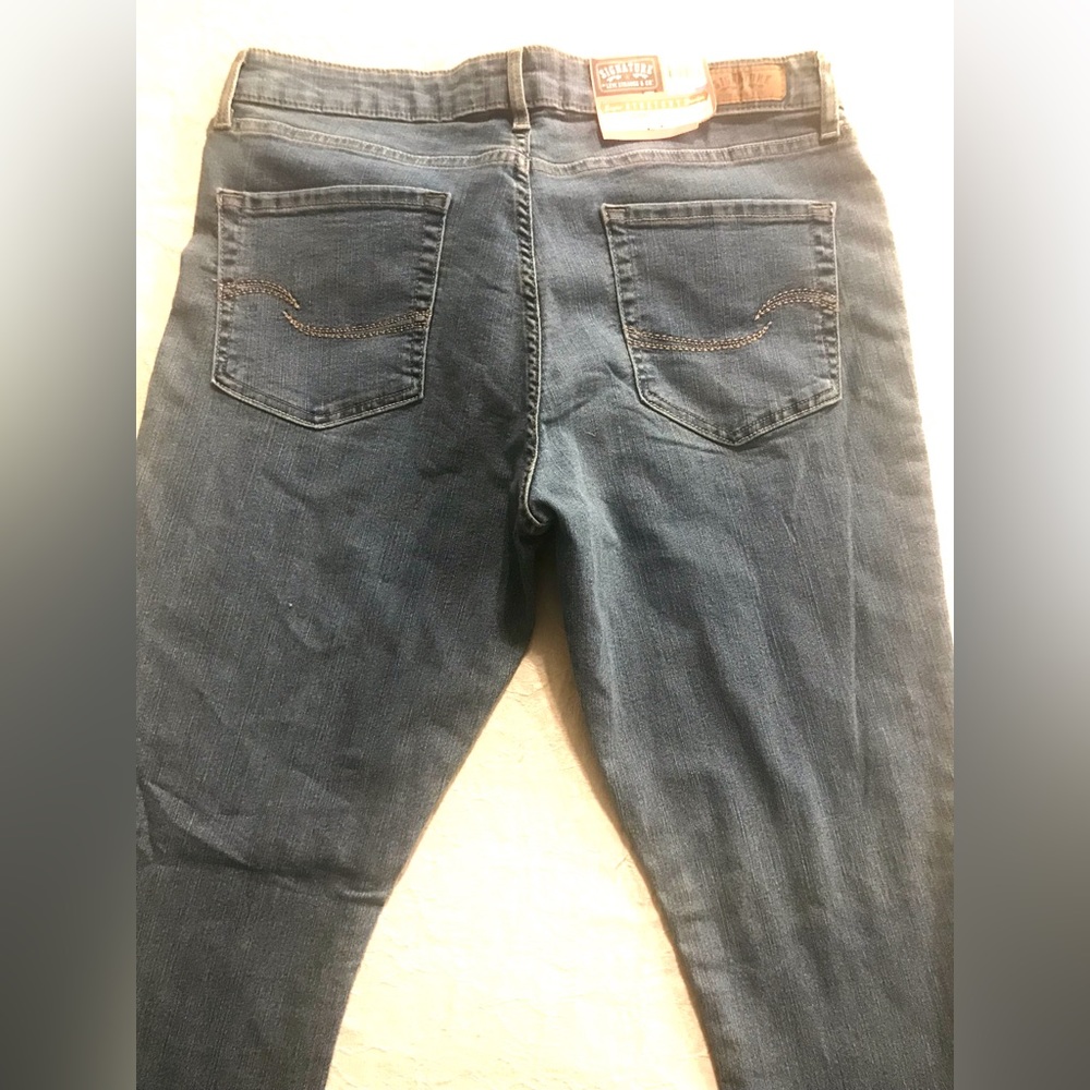 Womens Signature Levi Strauss Curvy Skinny Jeans